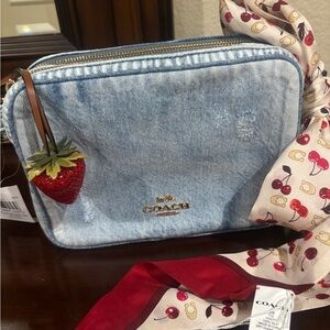 Coach Denim Shoulder Bag with Gold Accents

Large Carey denim NWT